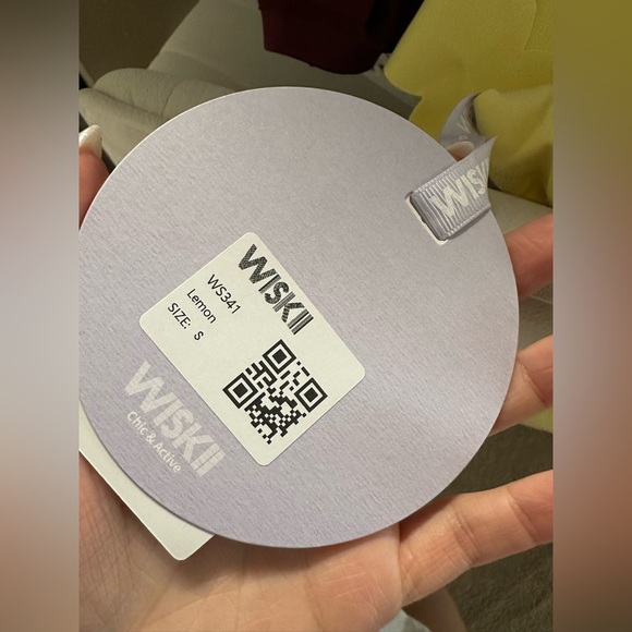 NEW WISKII One Shoulder Dynamic Dress in Lemon Size Small - Picture 9 of 9